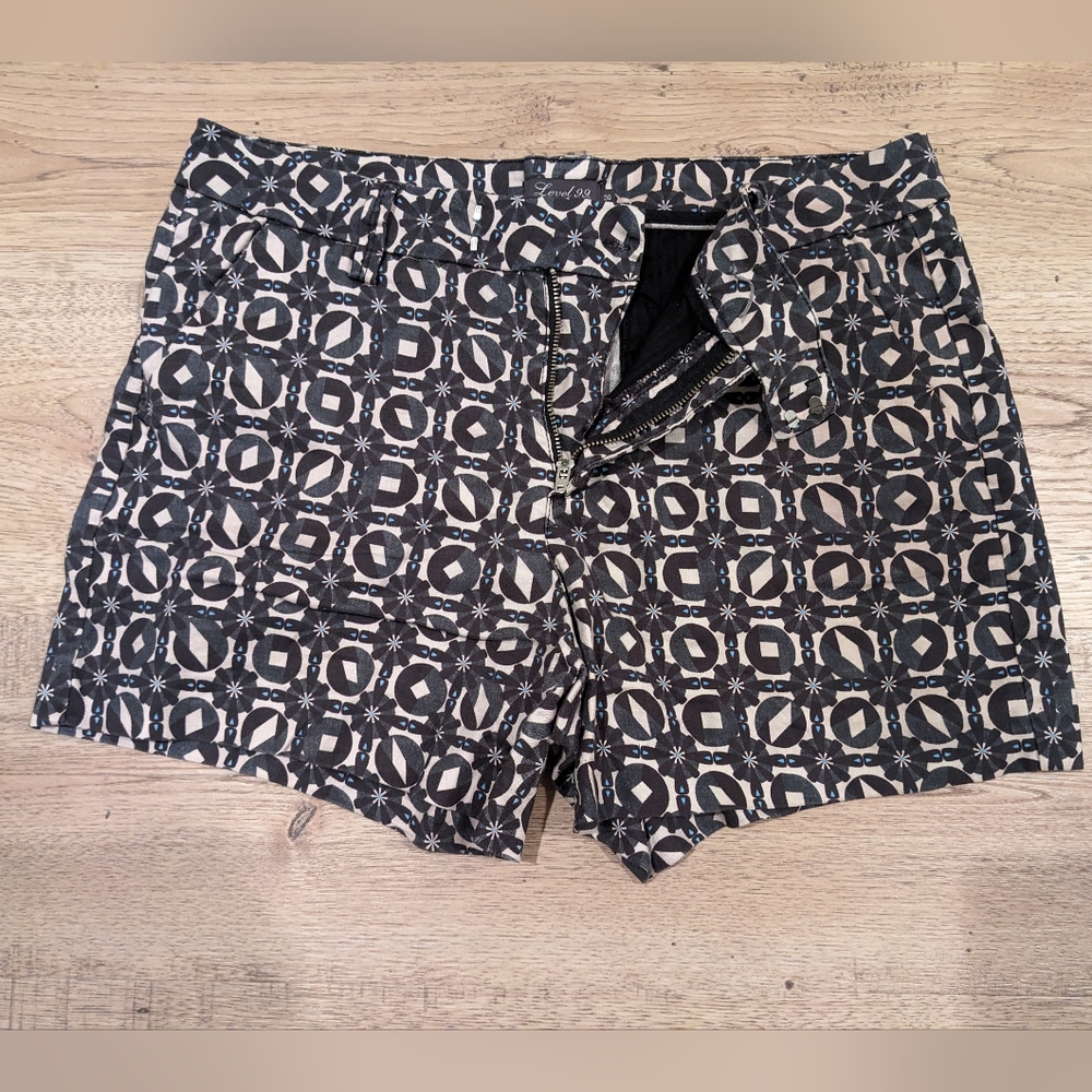Patterned Shorts - size 30